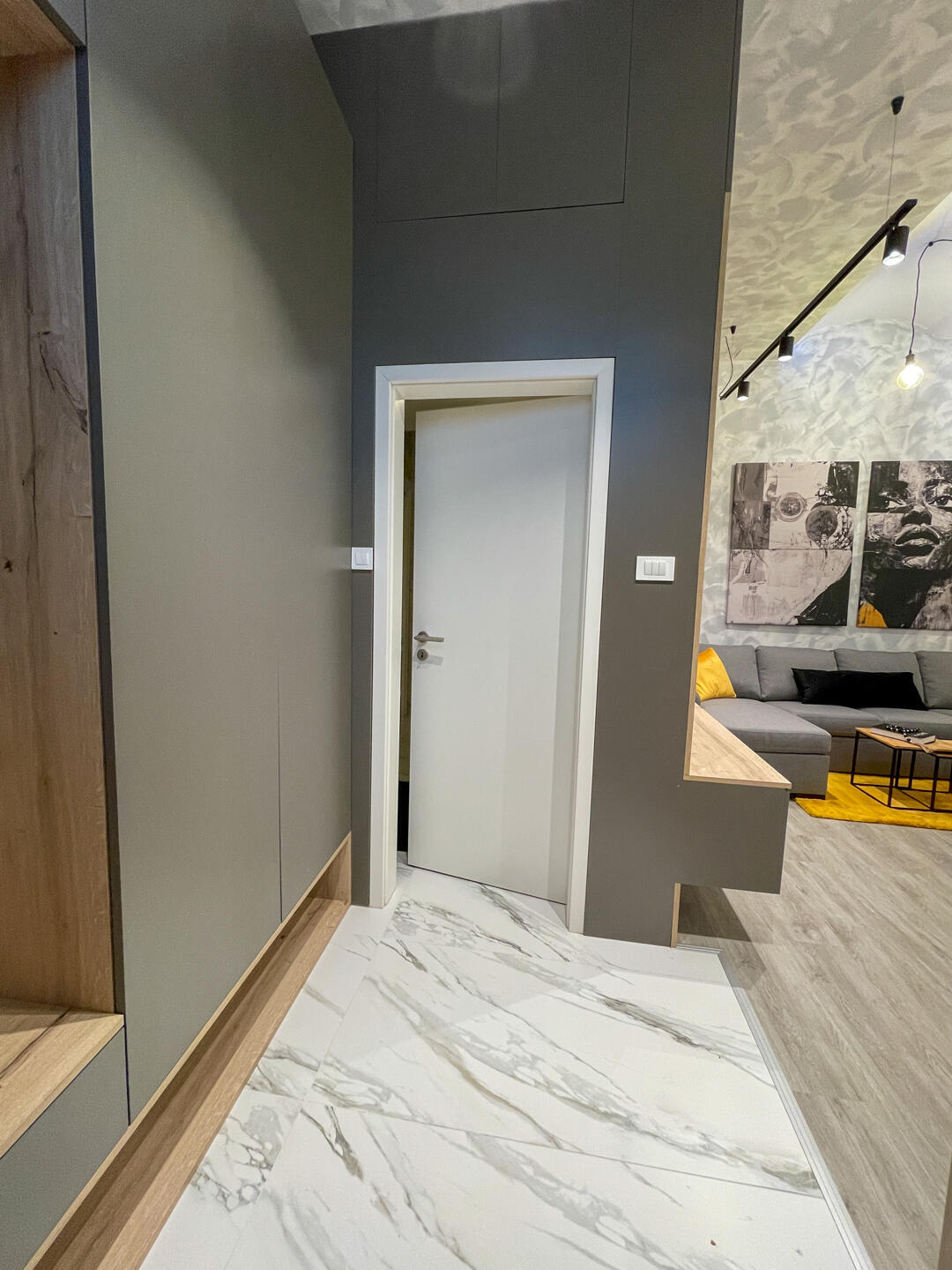 2 SOBNO V CELOTI PRENOVLJENO - Slika 3