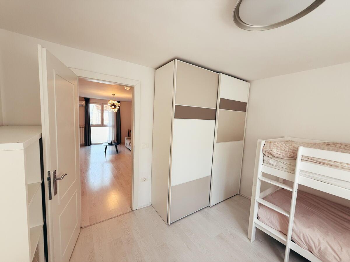 Koper / Markovec, Dolgoročno Oddamo svetlo, prostorno in moderno stanovanje s pogledom na morje! - Slika 18