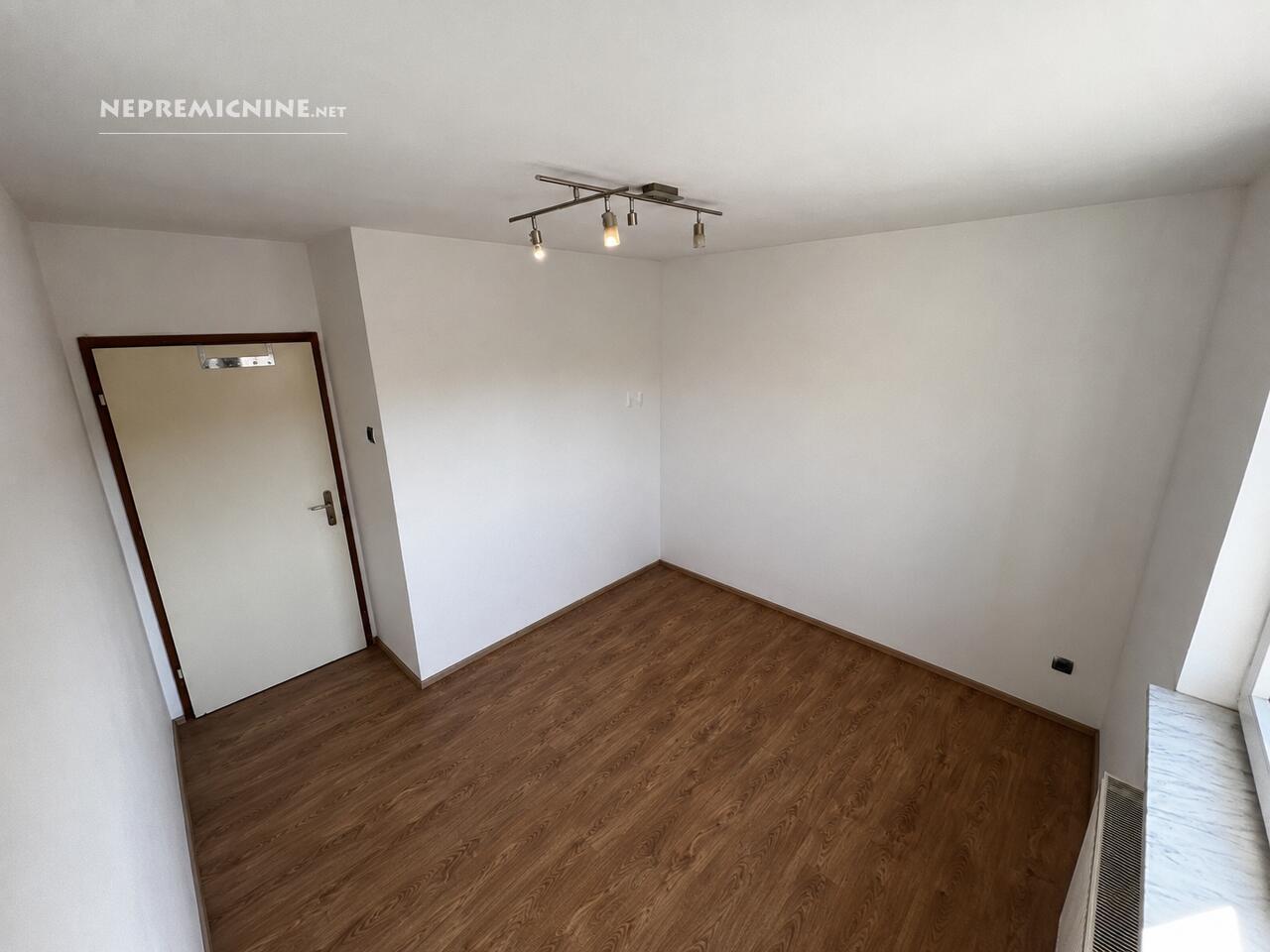 Ptuj prodamo stanovanje - Slika 18