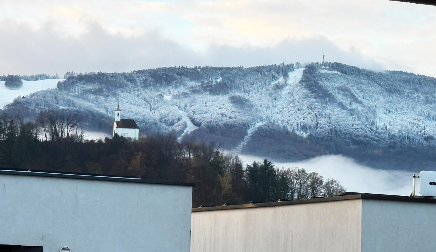 SUNSET – STUDENCI: 3-sobno stanovanje z panoramskim razgledom in velikim garažnim parkirnim mestom - Slika 26