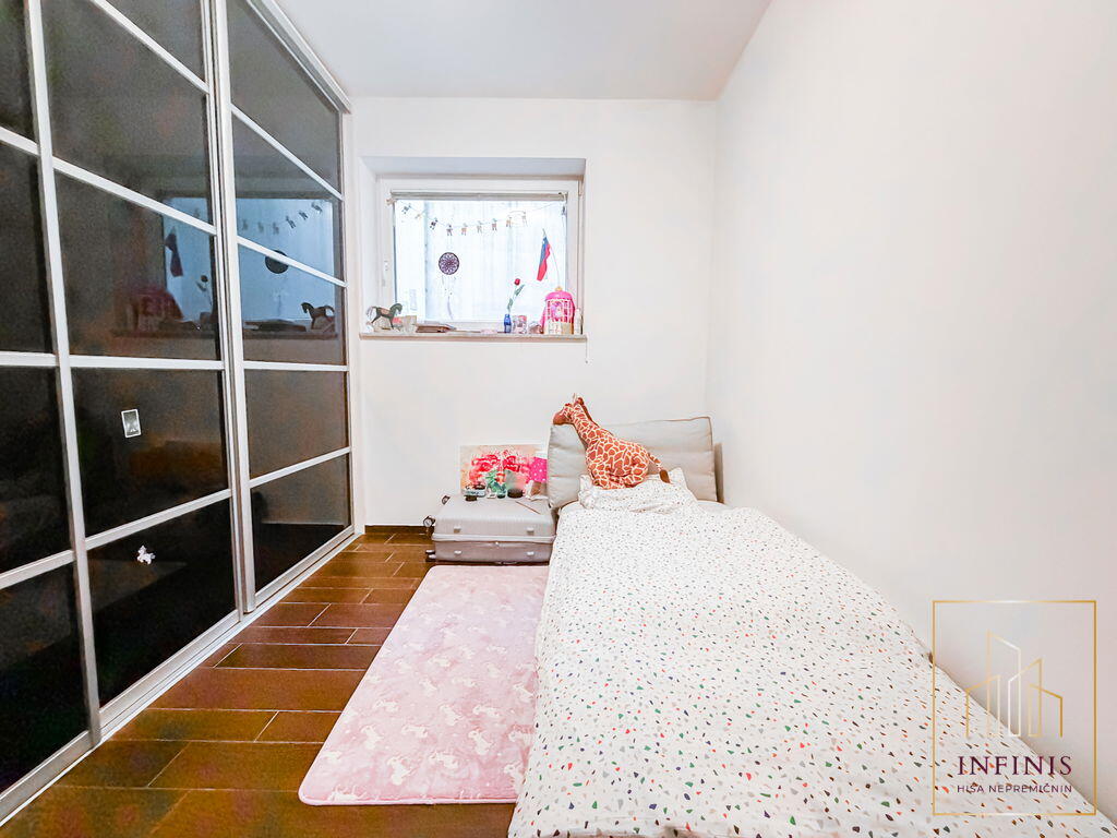 Prodaja, Stanovanje, 4,5-sobno, Ljubljana okolica, Komenda, Komenda - Slika 3