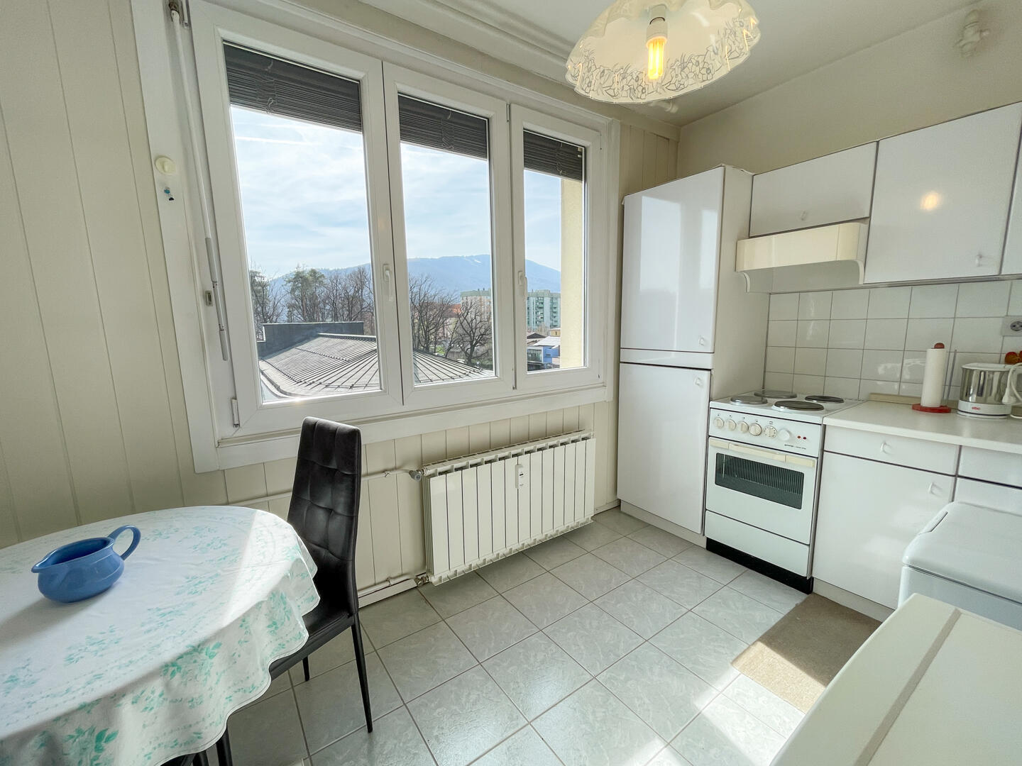 SVETLO 1-SOBNO Z DVIGALOM - Slika 4