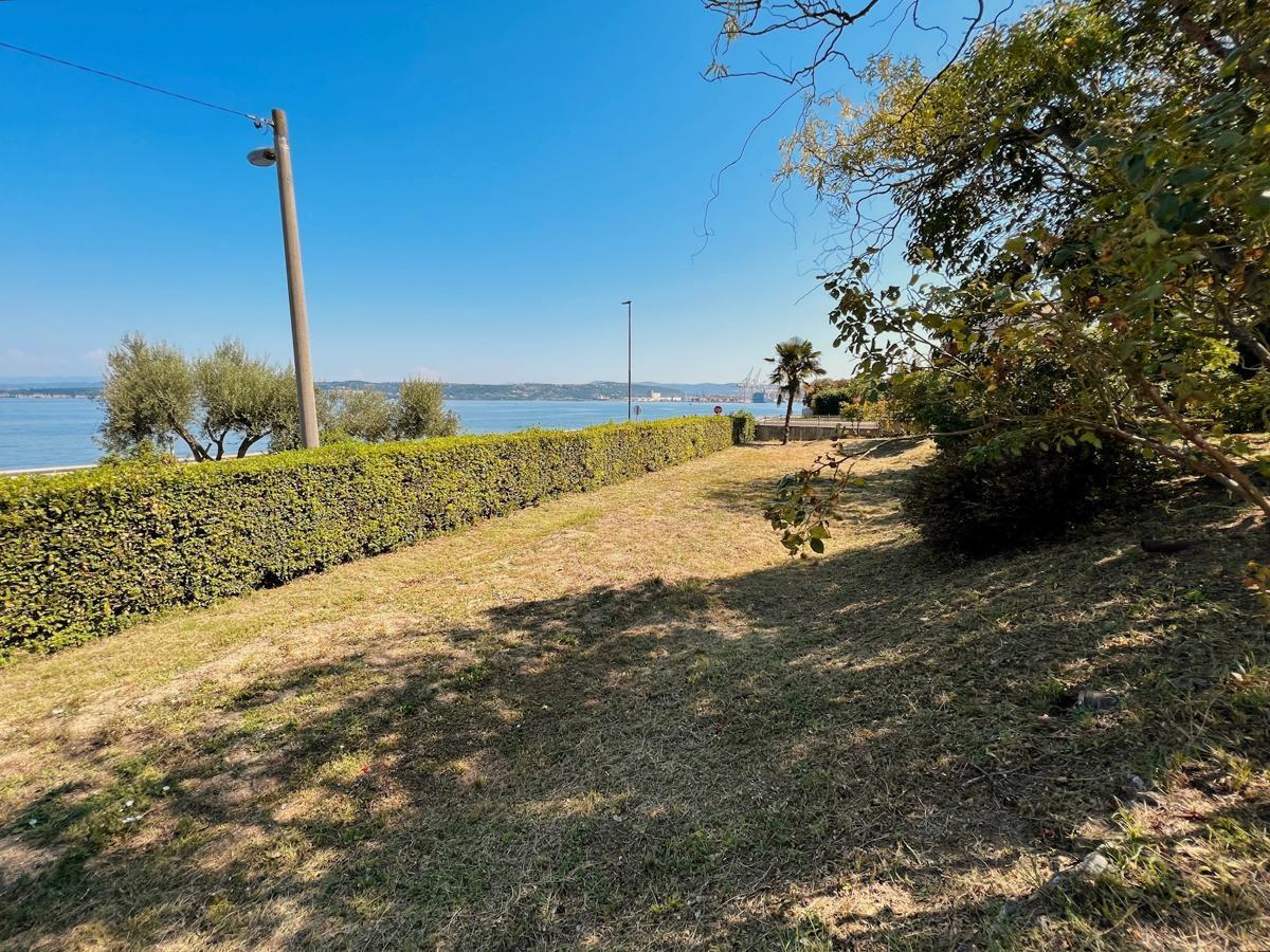 Koper - Skok iz postelje v morje. Perfektna vila direkto ob morju. - Slika 22