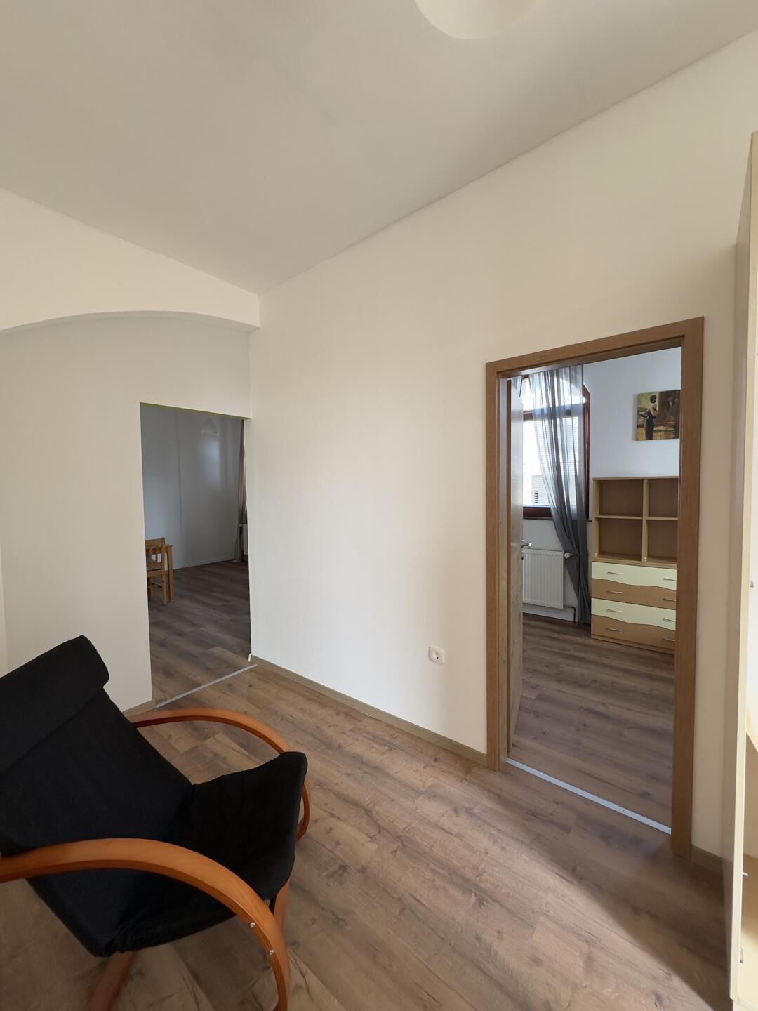 Svetlo stanovanje v Šmartnem pod Šmarno goro - Slika 7