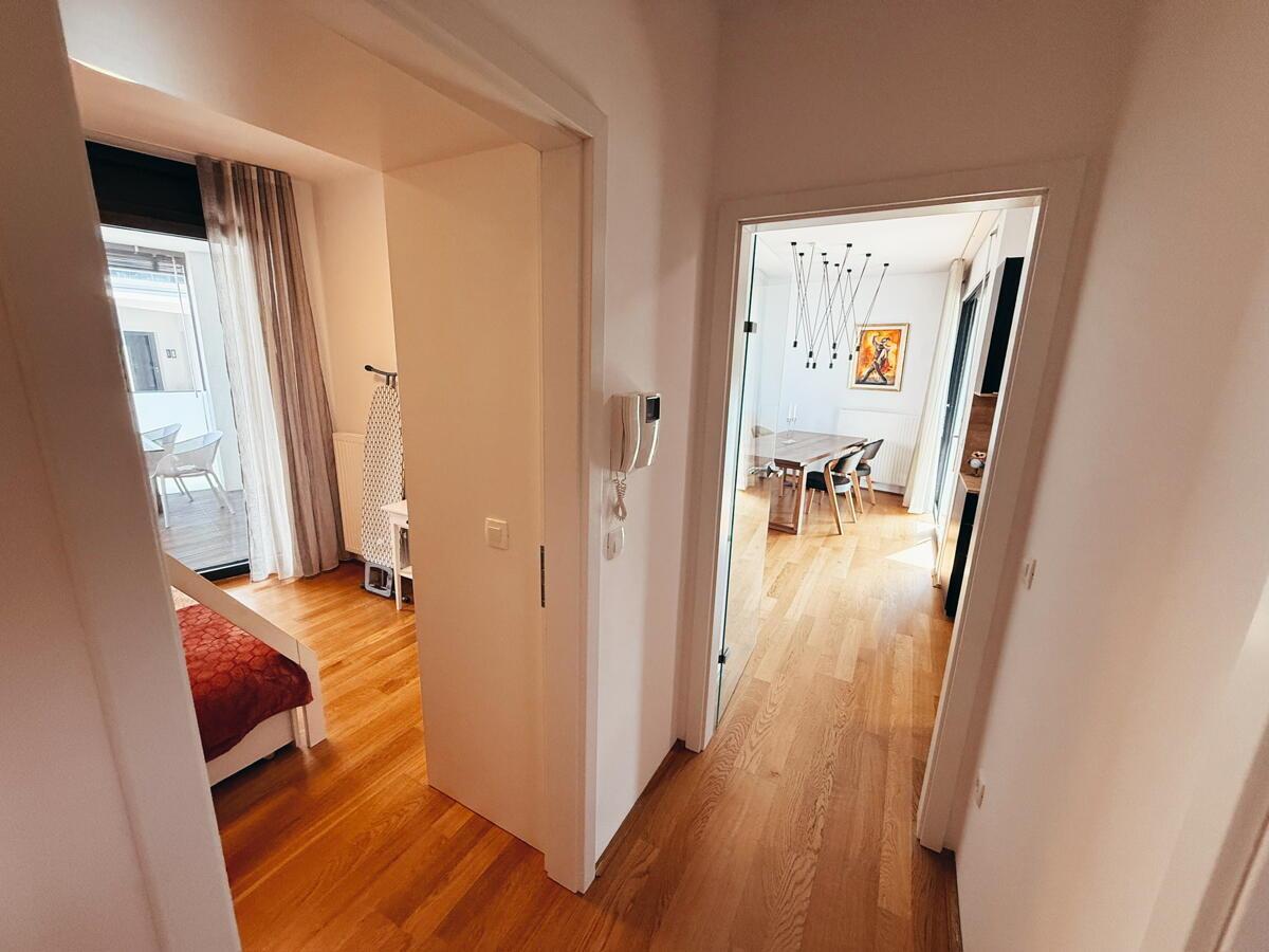 KOPER - NOKTURNO / 3 SOBNO STANOVANJE / POGLED NA MORJE / DOLGOROČNA ODDAJA - Slika 15