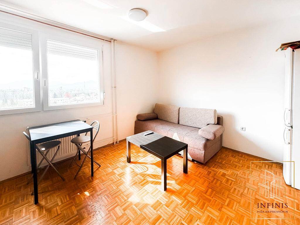 Prodaja, Stanovanje, Garsonjera, Gorenjska, Kranj, Center - Slika 5