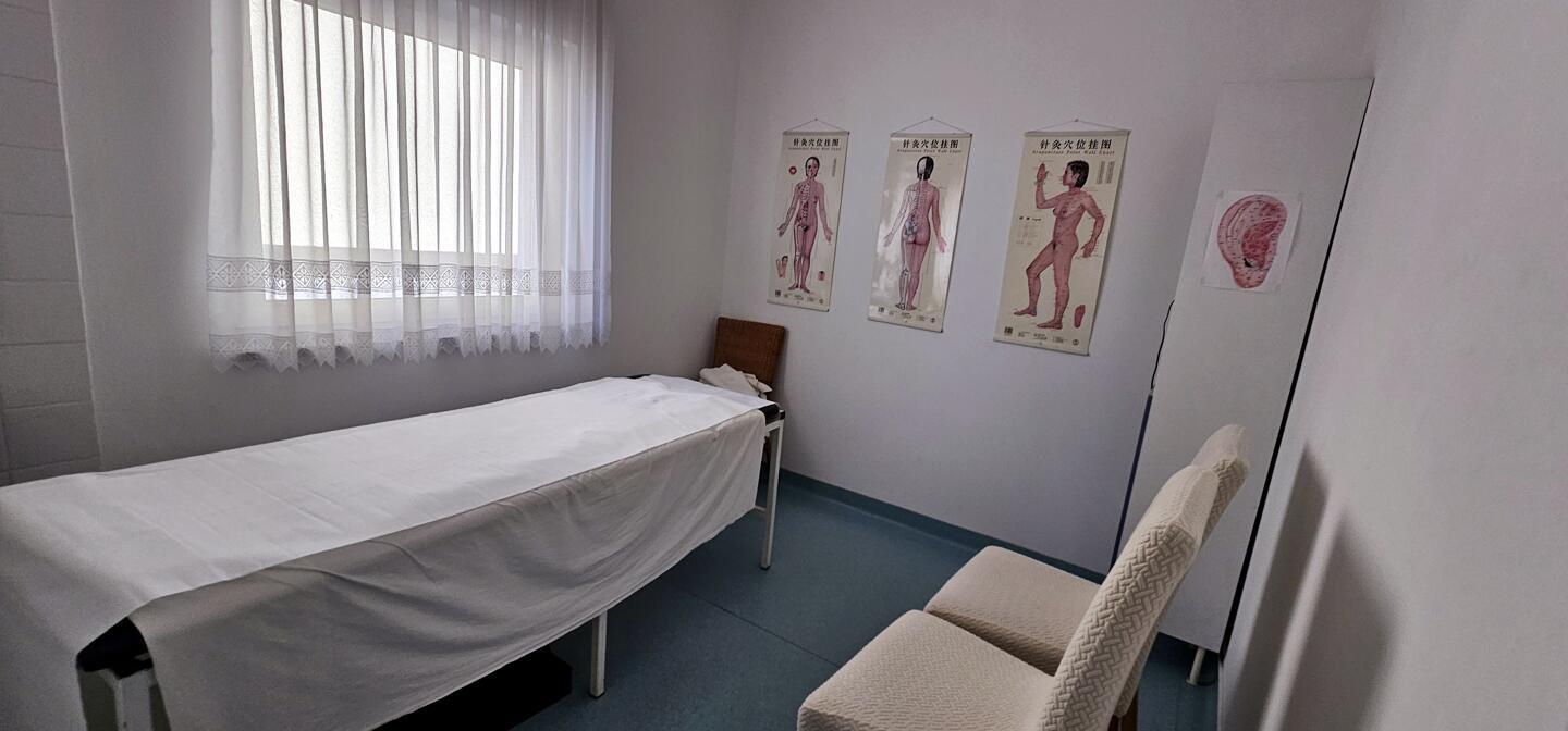 Stanovanjsko-poslovna hiša Limbuš (Pekre), ločen poslovni del, sončna elektrarna - Slika 13