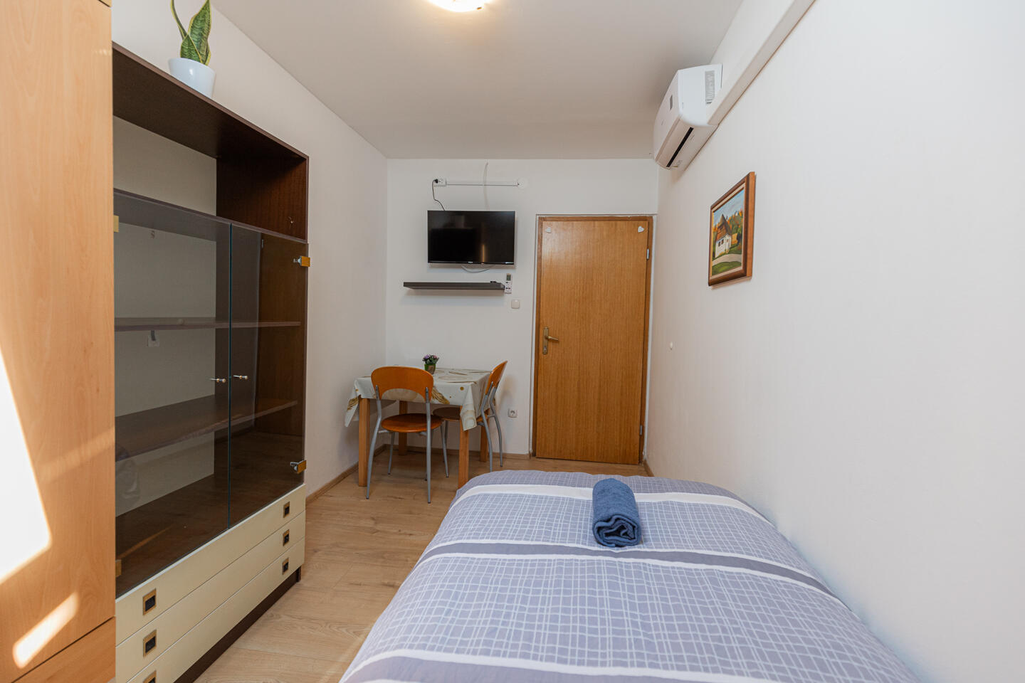 Oddam sobo v Ljubljani na Viču - Slika 2