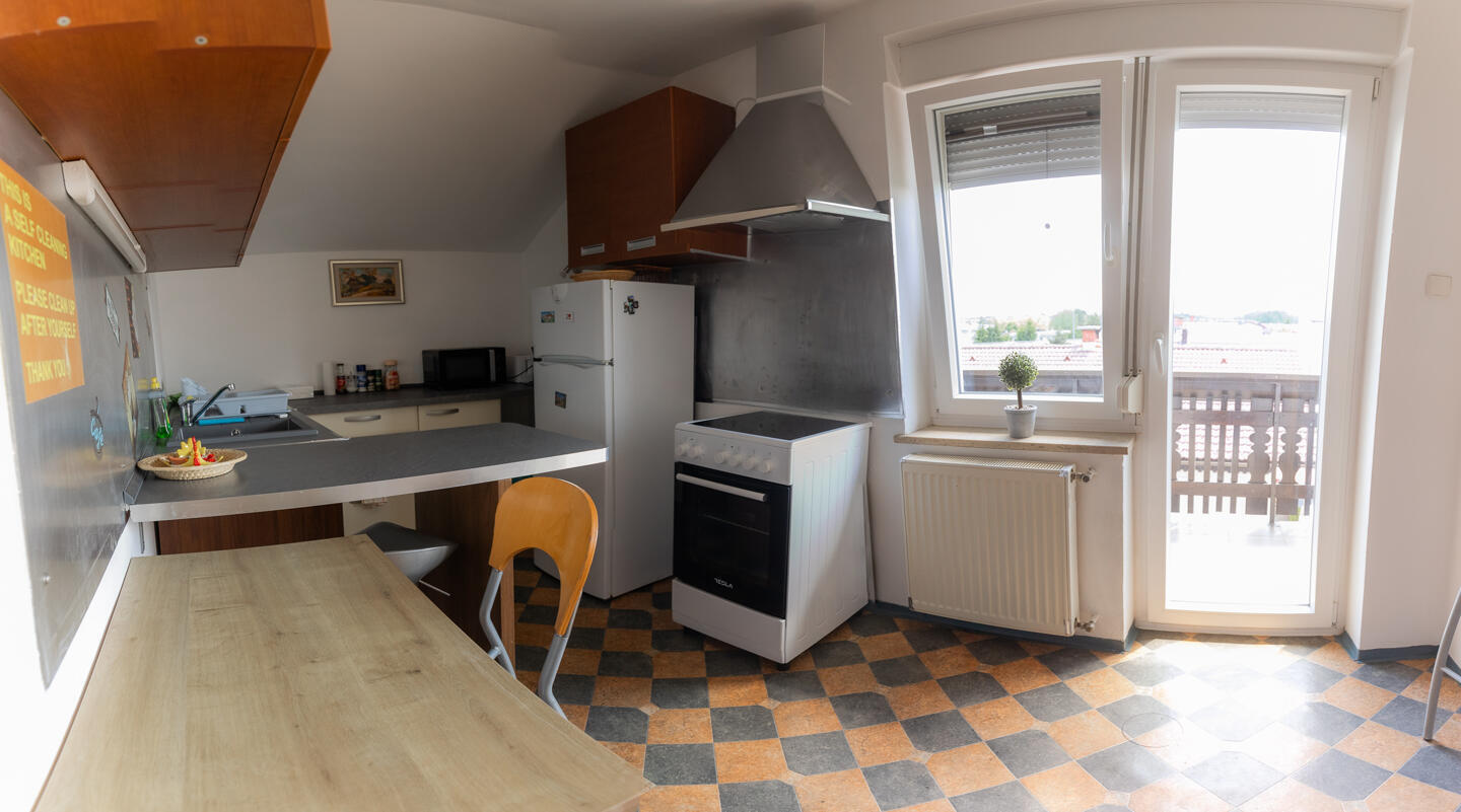 Oddam sobo v Ljubljani na Viču - Slika 16