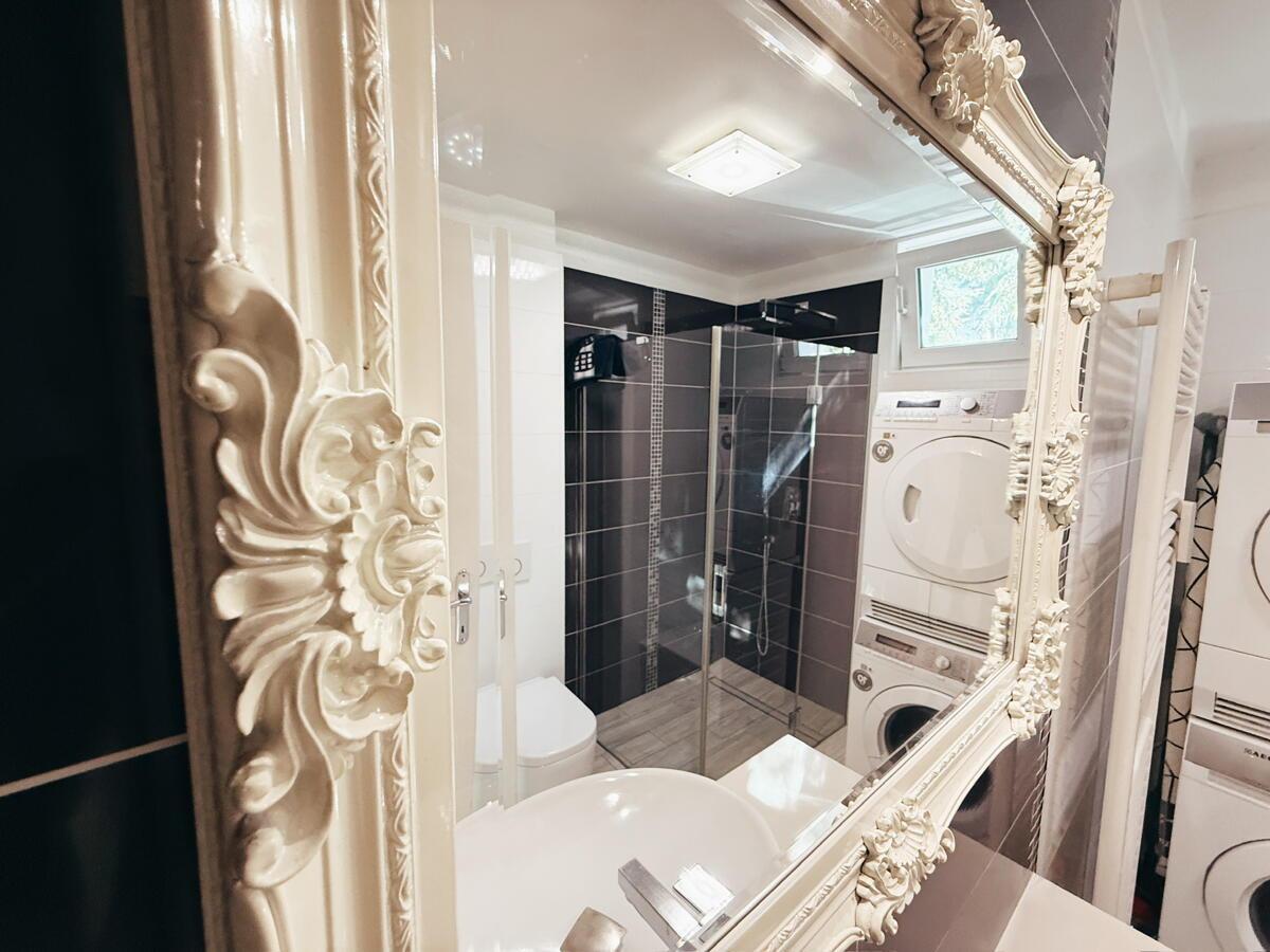 Koper / Markovec, Dolgoročno Oddamo svetlo, prostorno in moderno stanovanje s pogledom na morje! - Slika 12