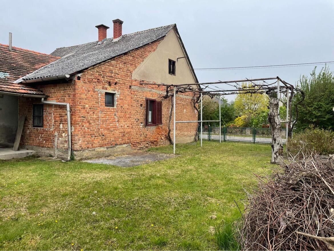 Domačijo v Prekmurju - CENA PO DOGOVORU! - Slika 12