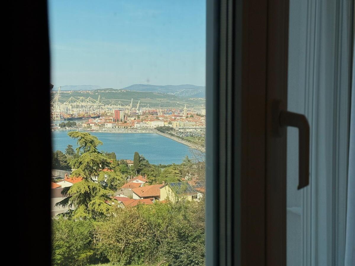 Koper / Markovec, Dolgoročno Oddamo svetlo, prostorno in moderno stanovanje s pogledom na morje! - Slika 19