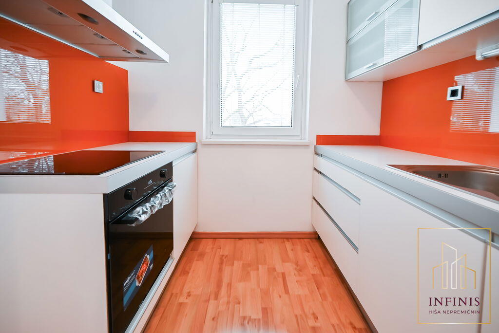 Prodaja, Stanovanje, 3-sobno, Ljubljana mesto, Center, Prule - Slika 11