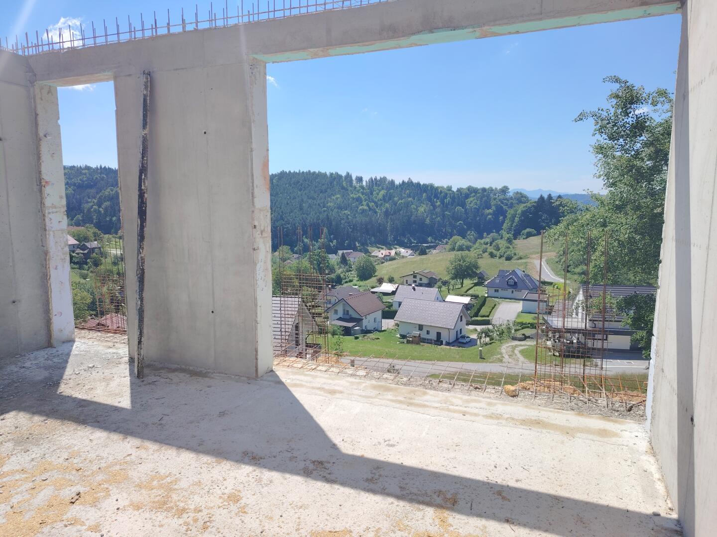 Hiša Velenje, Škale - Slika 2