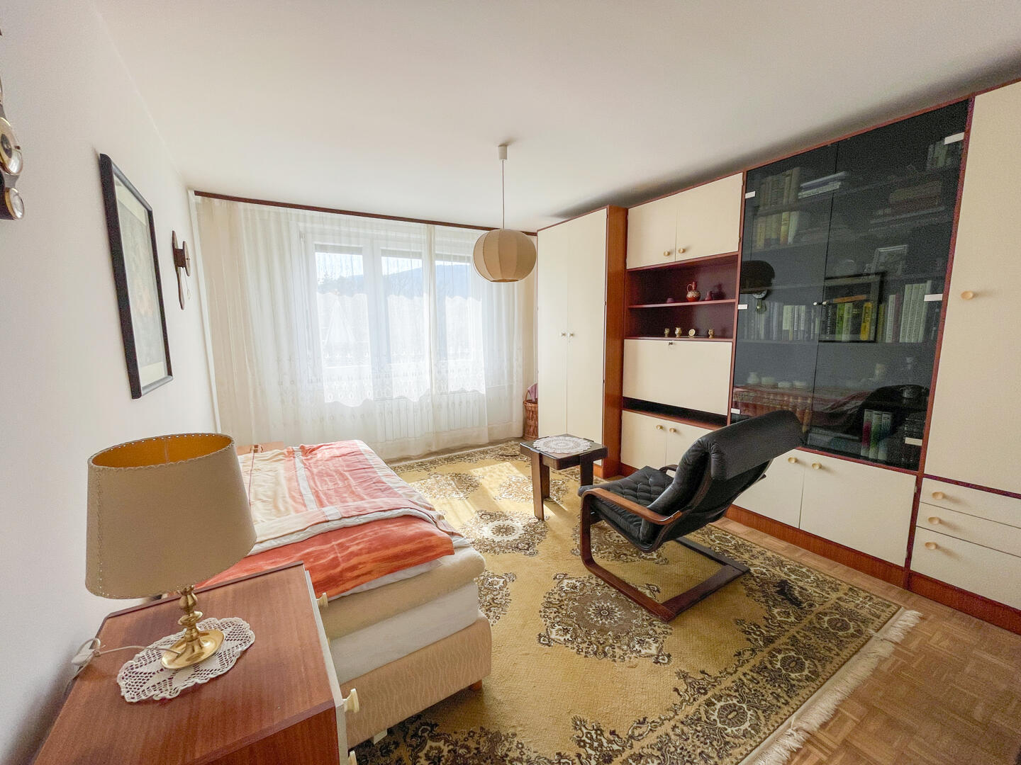 SVETLO 1-SOBNO Z DVIGALOM - Slika 3