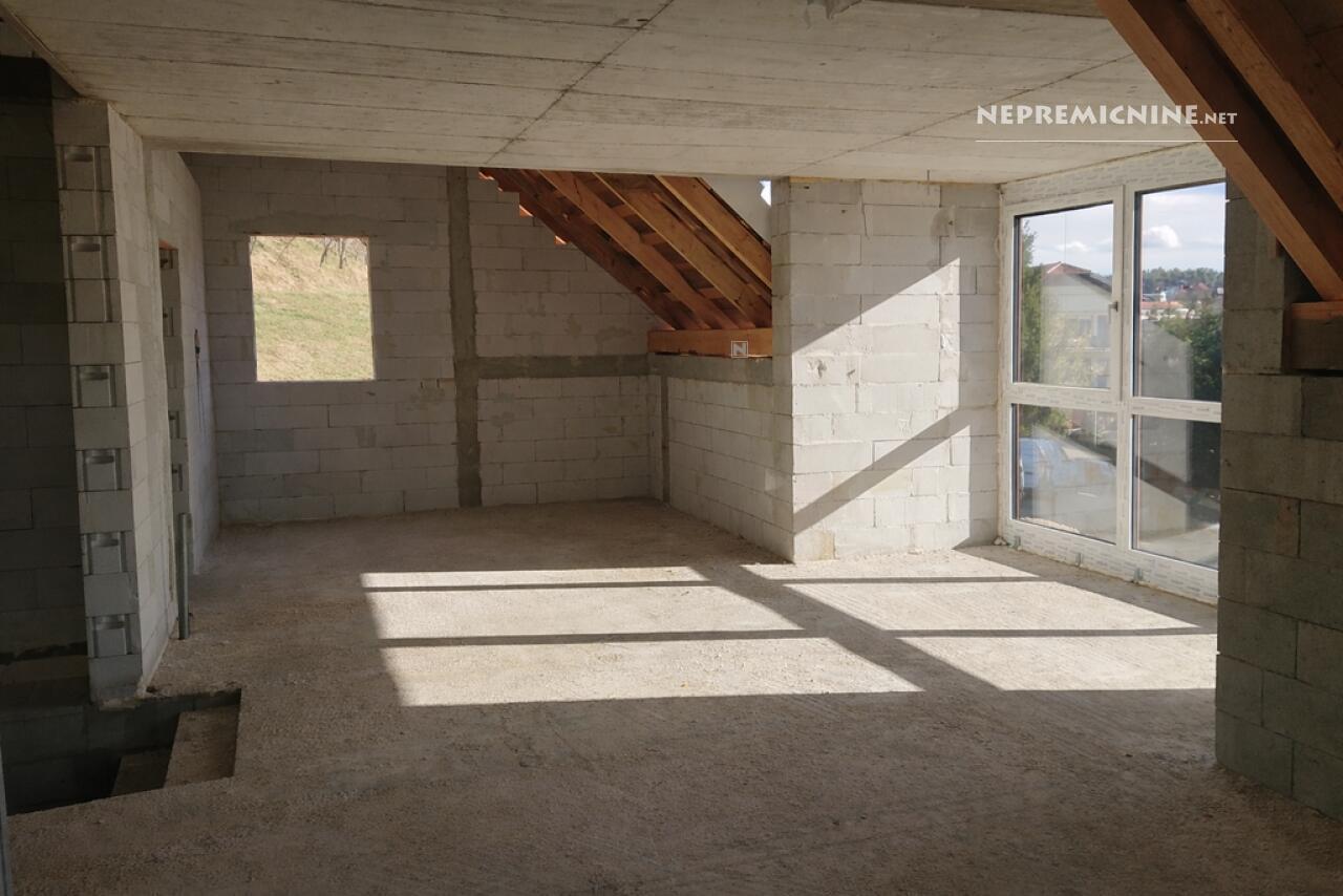 Vojnik - nova družinska hiša s čudovitim pogledom na Vojnik in okolico - Slika 3