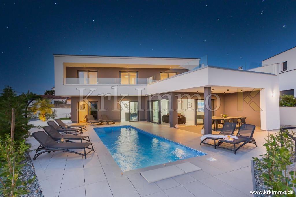Ekskluzivno! Luksuzna vila z bazenom in pogledom na morje. - Slika 1