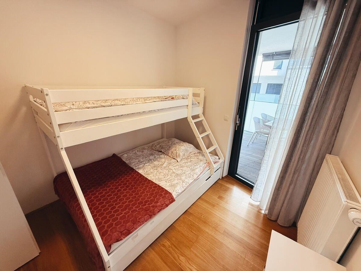 KOPER - NOKTURNO / 3 SOBNO STANOVANJE / POGLED NA MORJE / DOLGOROČNA ODDAJA - Slika 16