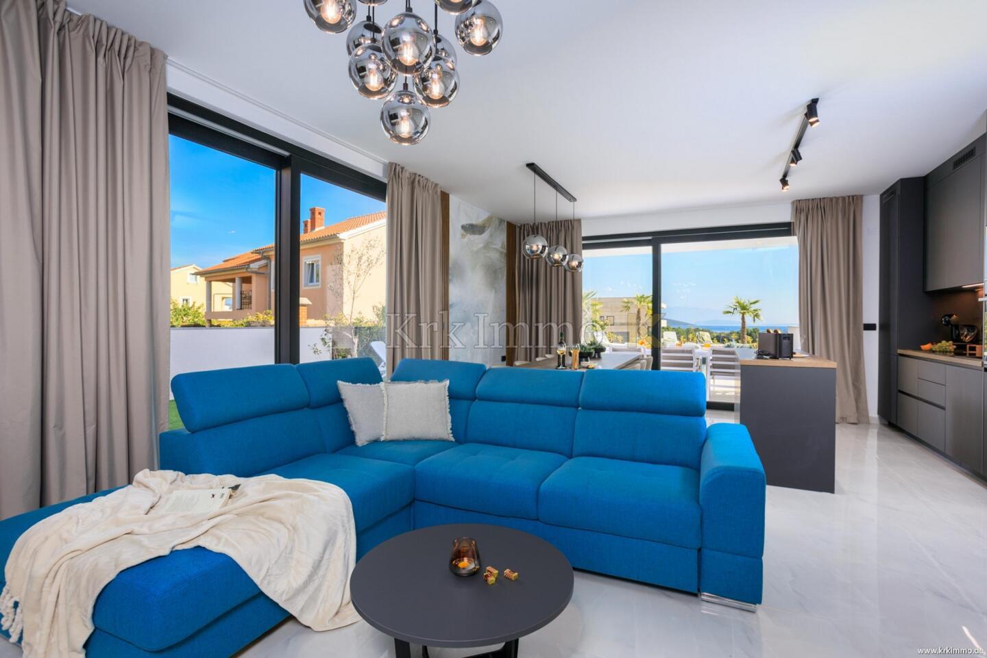 Novogradnja Krk: Luksuzna hiša dvojček z bazenom, savno, fitnesom in jacuzzijem! - Slika 4