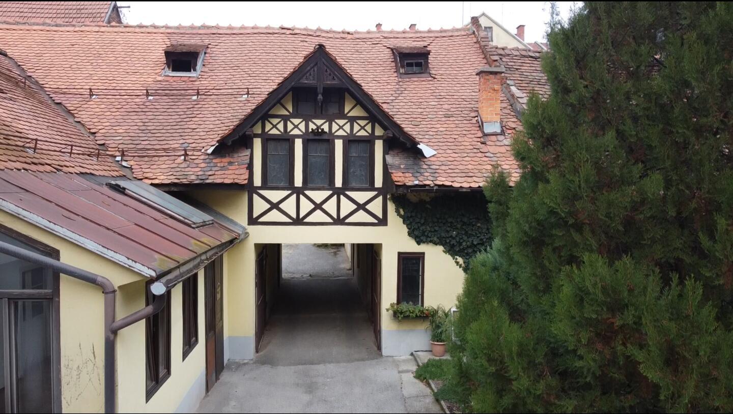 Edinstvena priložnost za prostore, ki združujejo dušo starega mesta z moderno tehnologijo. - Slika 1