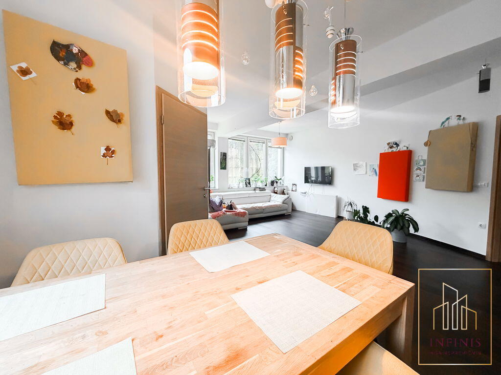 Prodaja, Stanovanje, 4,5-sobno, Ljubljana okolica, Komenda, Komenda - Slika 1