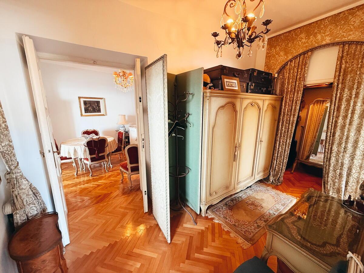 EKSKLUZIVNO STANOVANJE V ZGODOVINSKI PALAČI – PRVA VRSTA OB MORJU, PIRAN - Slika 15