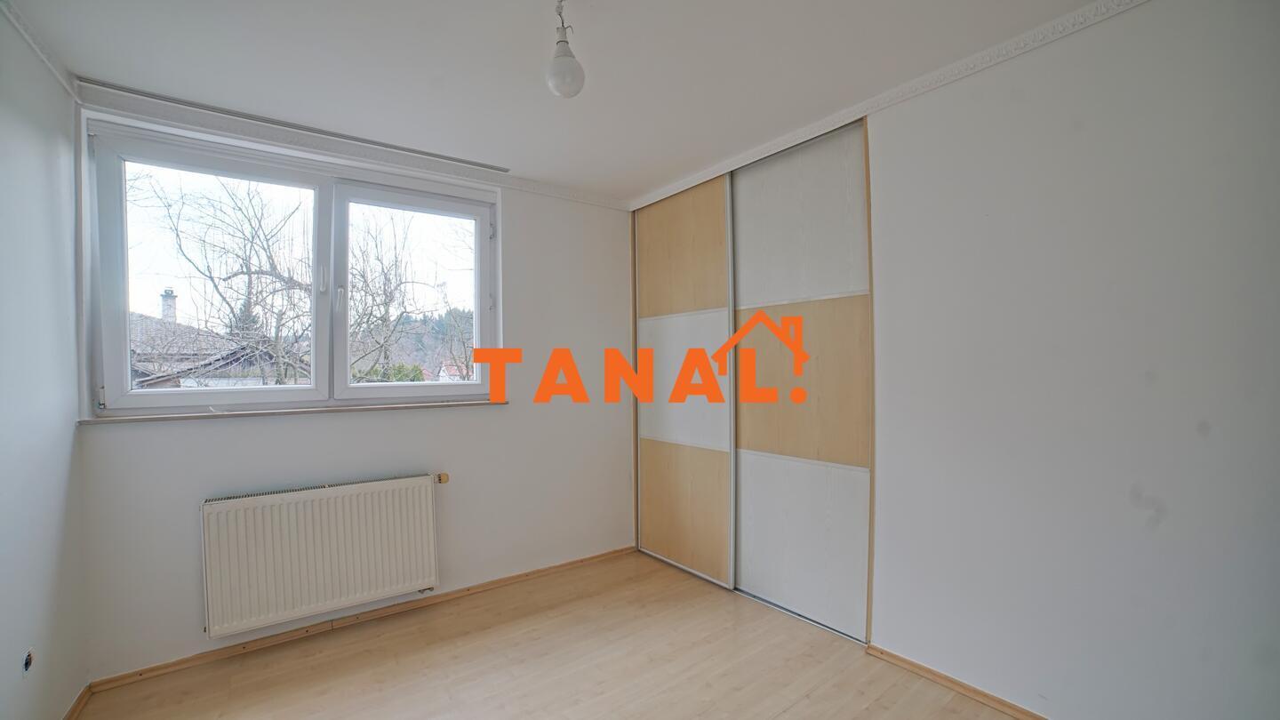 Trisobno stanovanje Logatec - Slika 3