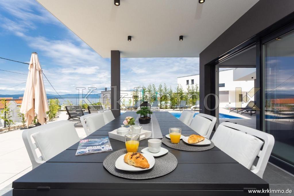 Ekskluzivno! Luksuzna vila z bazenom in pogledom na morje. - Slika 2