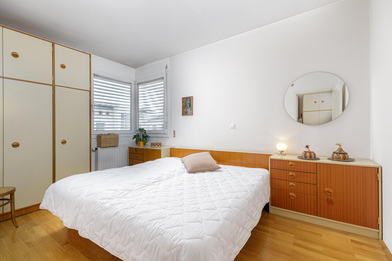 IZJEMNA PRILOŽNOST – PROSTORNO 2,5 SOBNO STANOVANJE Z GARAŽO NA NOVIH POLJANAH - Slika 19