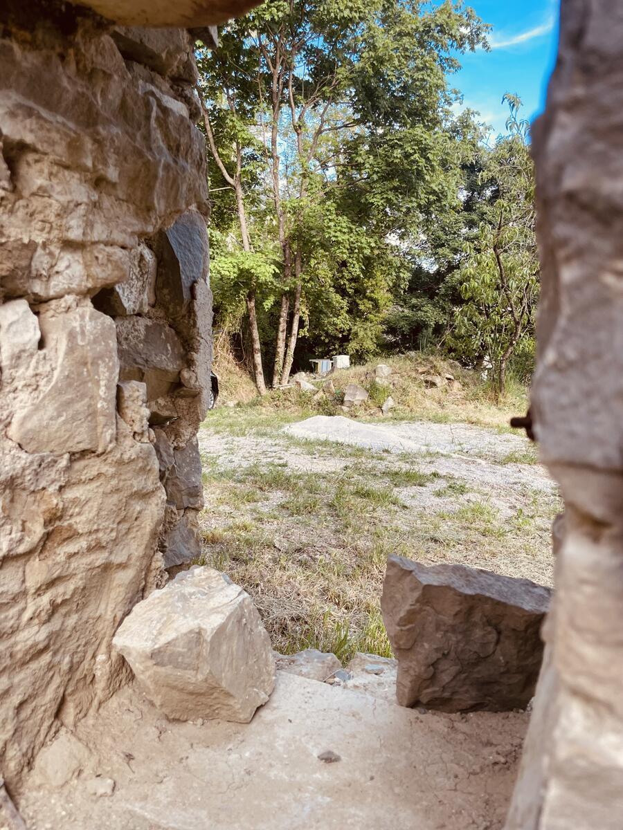 PRAVLJIČNA HIŠICA SREDI GOZDA - Slika 28