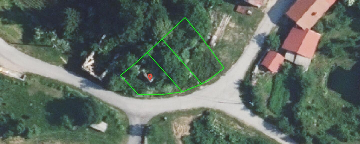 Zazidljiva parcela v Poljanah pri Podgradu - Slika 1