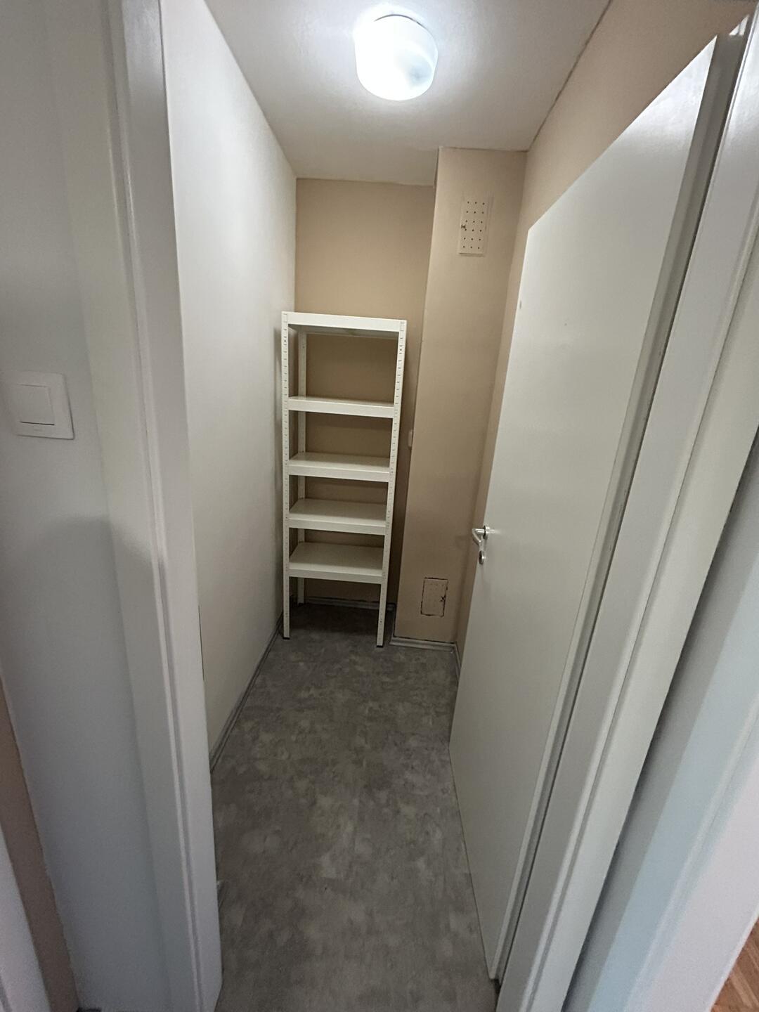 Obnovljeno 2-sobno stanovanje, Maribor, Tabor (Bližina UKC) - Slika 39