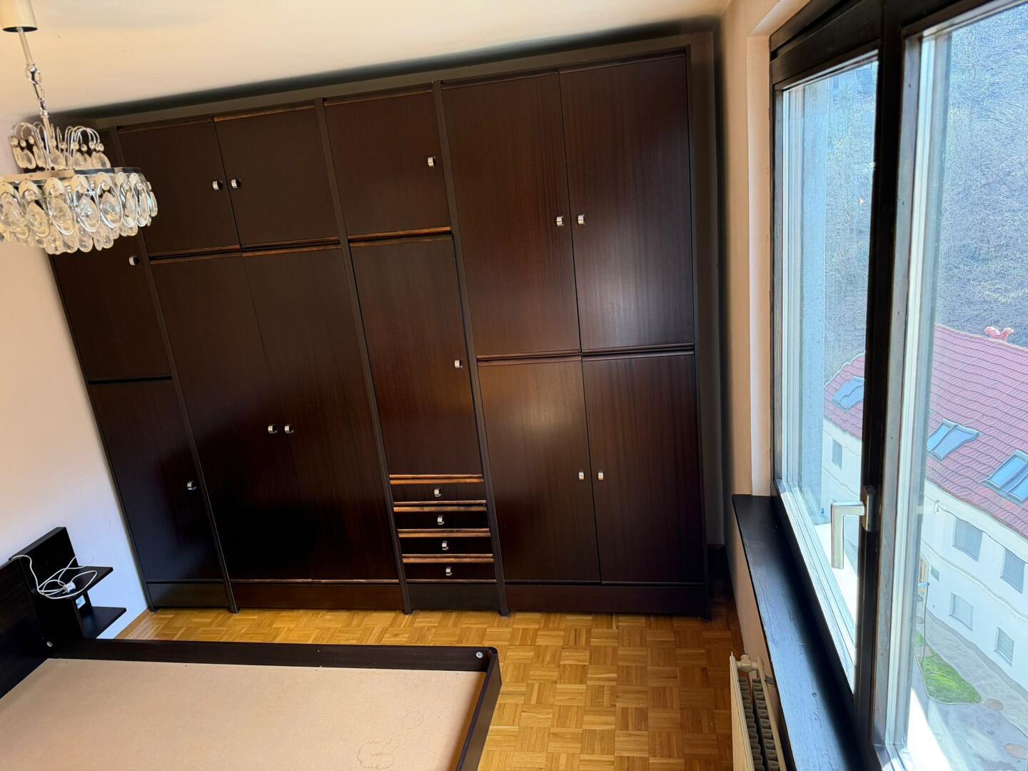 Spodnja Šiška – 2-sobno stanovanje z garažo, odlična lokacija - Slika 26