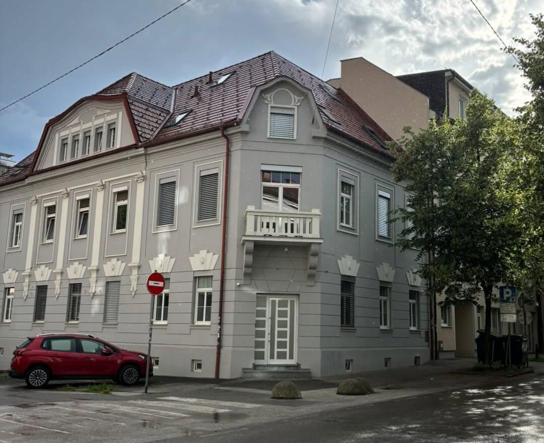 Oddaja študentskih sob v centru Maribora – vrhunska lokacija in popolnoma prenovljeno stanovanje - Slika 10