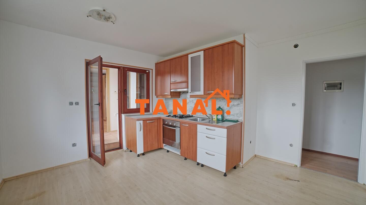 Trisobno stanovanje Logatec - Slika 1