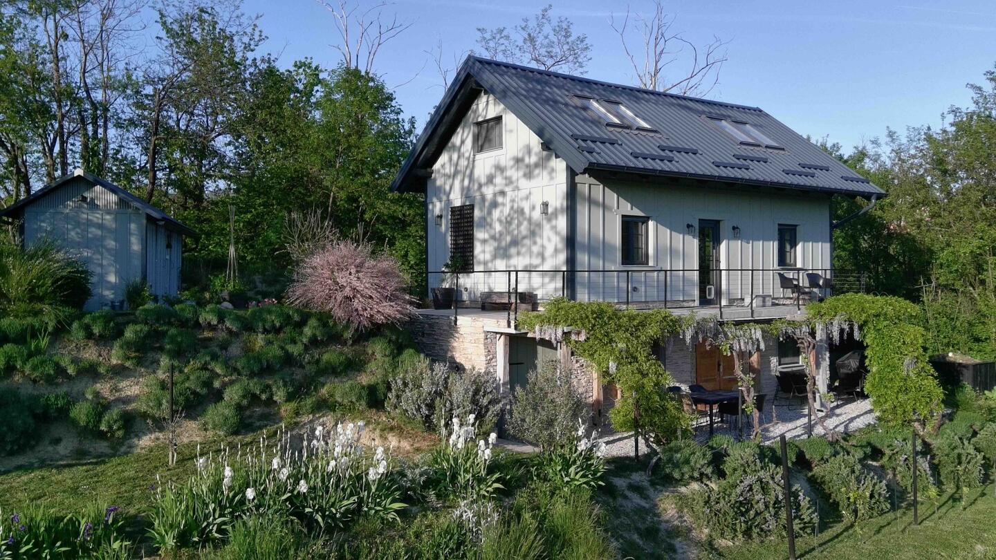 Samostojna podeželska hiša naprodaj v Sloveniji - Slika 10