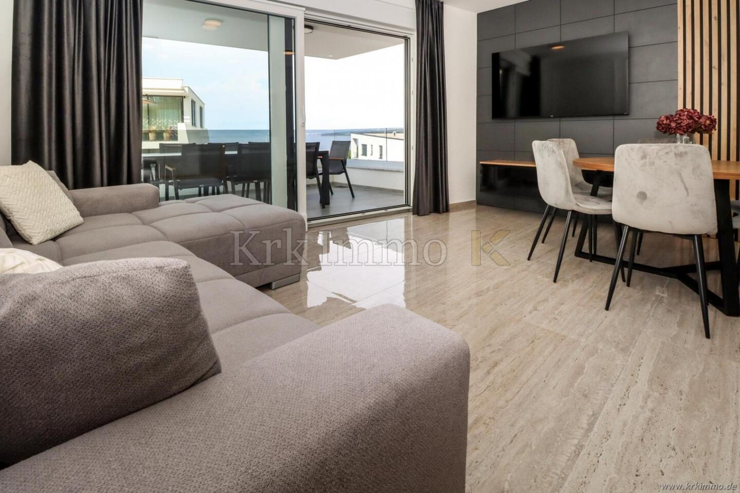 Moderno stanovanje z bazenom in pogledom na morje. KRKIMMO nepremičnine - Slika 6