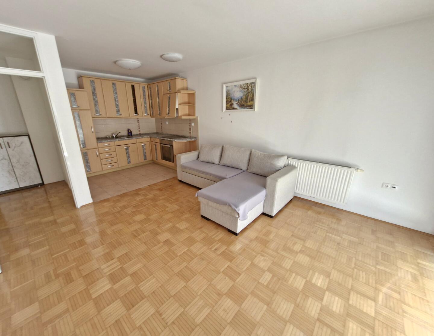 Ljutomer, ljubko majhno stanovanje blizu centra in vseh ugodnosti - Slika 1