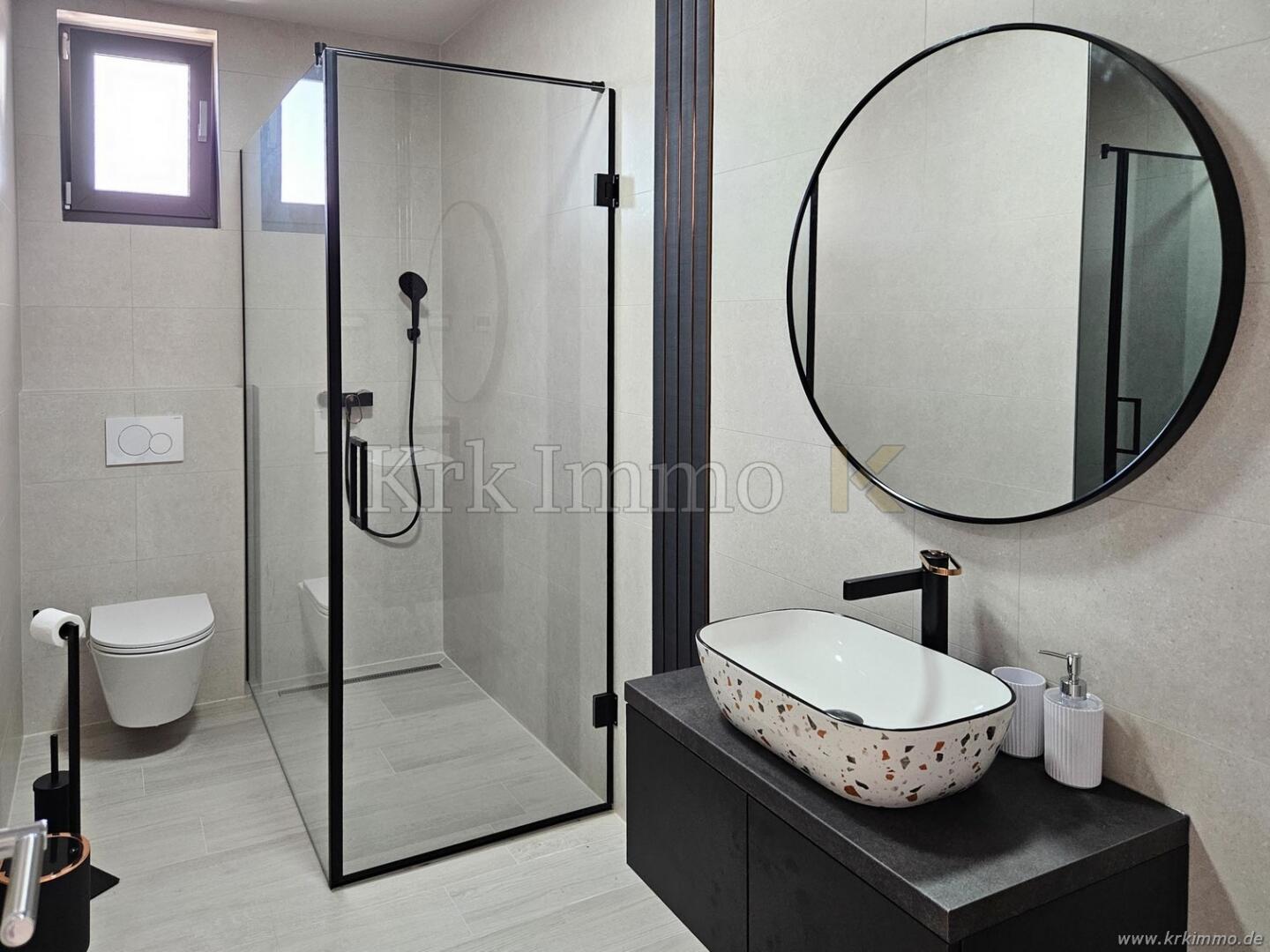 Luksuzne nepremičnine Krk: moderna vila z bazenom - Slika 5