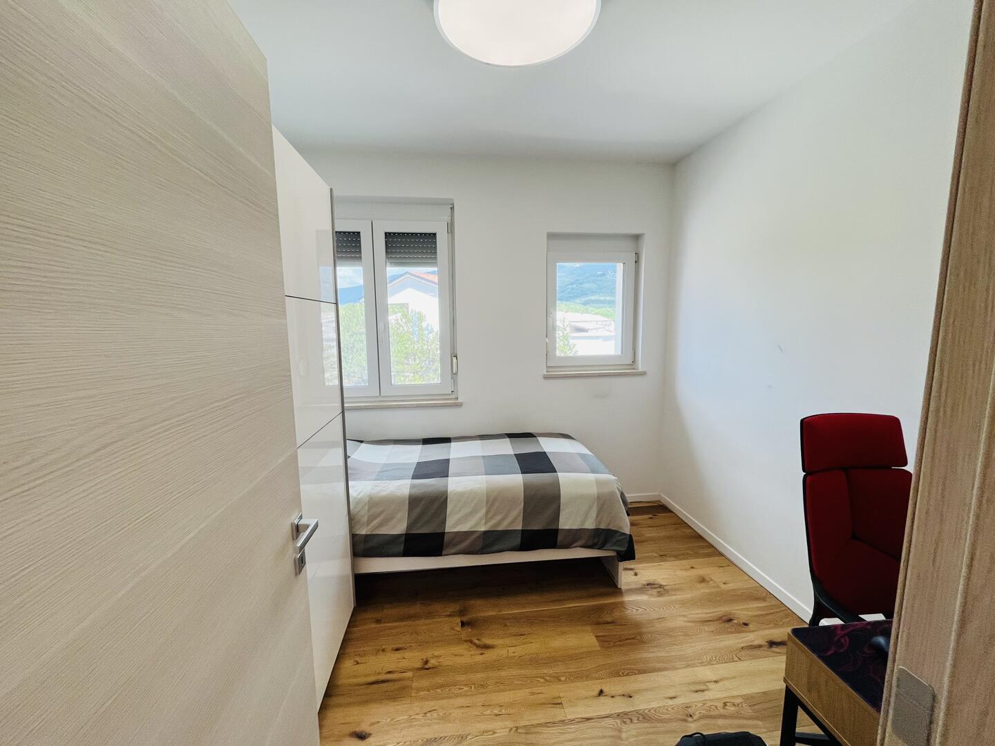 143 m2 moderno stanovanje - Slika 8