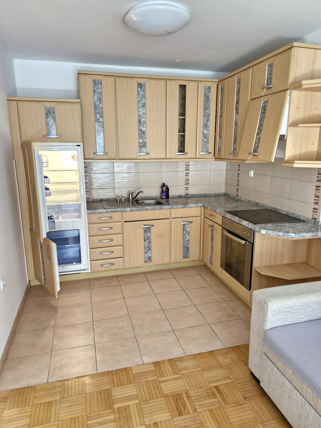 Ljutomer, ljubko majhno stanovanje blizu centra in vseh ugodnosti - Slika 13